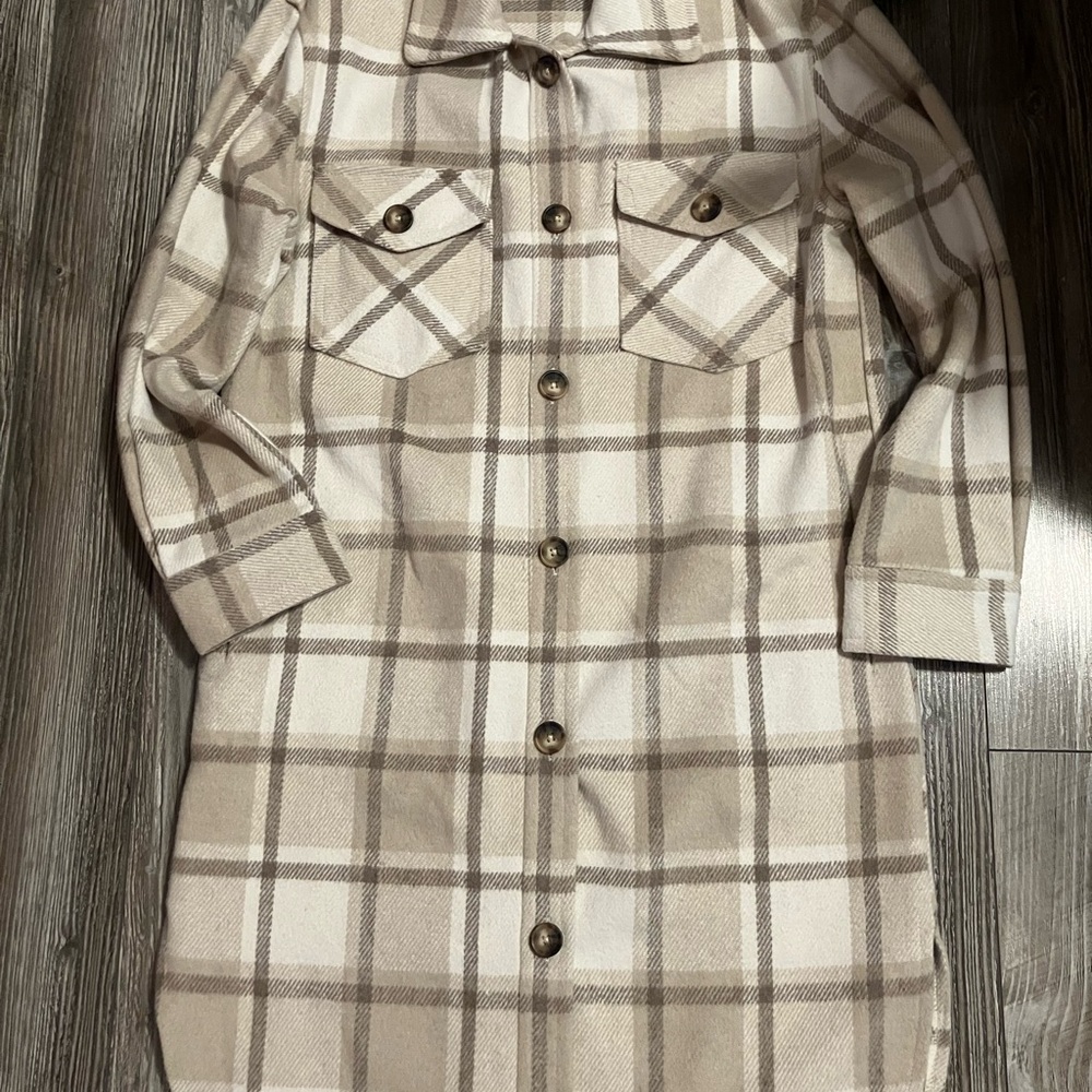 🌸 Bluenotes Cream and Beige Plaid Shacket Trench Coat - Picture 3 of 5
